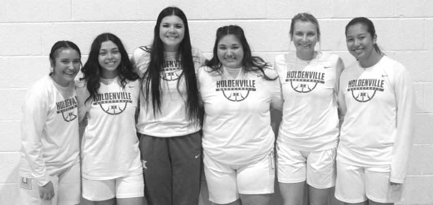 The Wolverine of the Week honors and the Scholar Athlete of the Week honors go to the seniors that completed the basketball season. Emmy Mariot ,Liberty Jackson, Cheyanne Fixico, Laeh’Lah Bowen, Jessica Moore and Emma Factor have earned those honors by being leaders on the 2021-22 Wolverine basketball team and all of the girls are scheduled to graduate this spring.