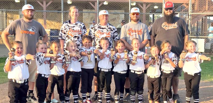 The Holdenville Crush 6U softball team