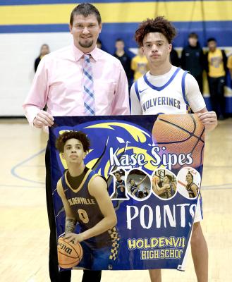 KASE SIPES HAS JOINED THE 1000 POINT CLUB AT HOLDENVILLE HIGH. The senior sharp shooter tallied his 1000th point in Holdenville’s win over Wewoka.