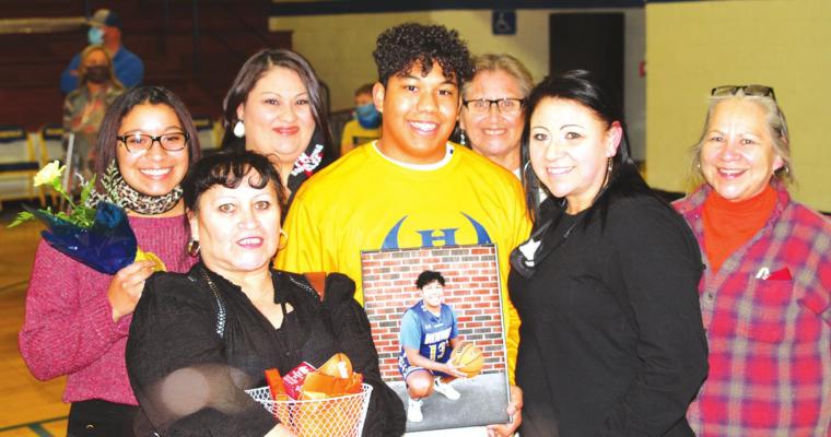 Front: Georgia Wood, Senior Tyson Buck, Misty Buck, Greta Merdanian Back: Teleah Perry, Candice Buck, Alice Smith