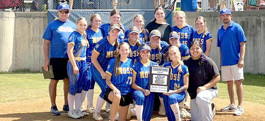 MOSS LADY PIRATES WIN NEW LIMA TOURNAMENT.