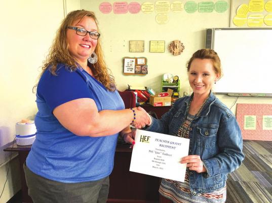 HEF Distributes $19,327.61 in Grants to Holdenville Teachers