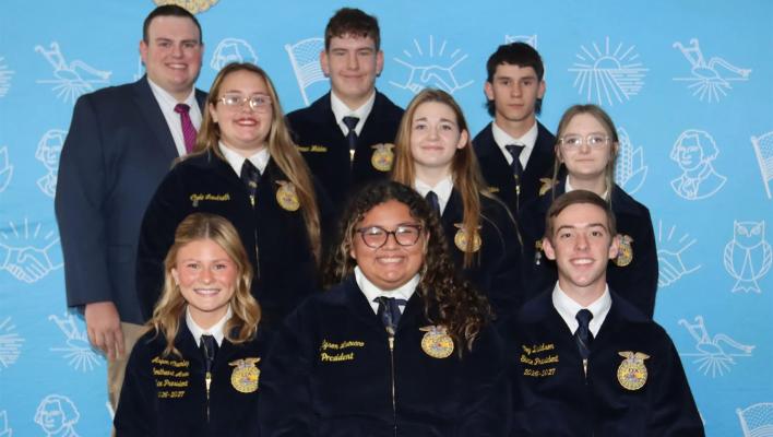 HOLDENVILLE FFA CHAPTER OFFICERS RECENTLY ATTENDED CHAPTER OFFICER LEADERSHIP TRAINING (C.O.L.T.) CONFERENCE! Students learned valuable lessons and heard from motivational speakers to help prepare for the upcoming year. Pictured here is: President - Allyson Luevano, Vice President - Landen Yates, Secretary - Bailey Sisco, Treasurer - Roper Stafford, Reporter - Chloe Landreth, Sentinel - Taylor Yandell, Advisor - Mr. Fronterhouse