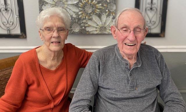 Bob and Mae Simmons Married 69 Years