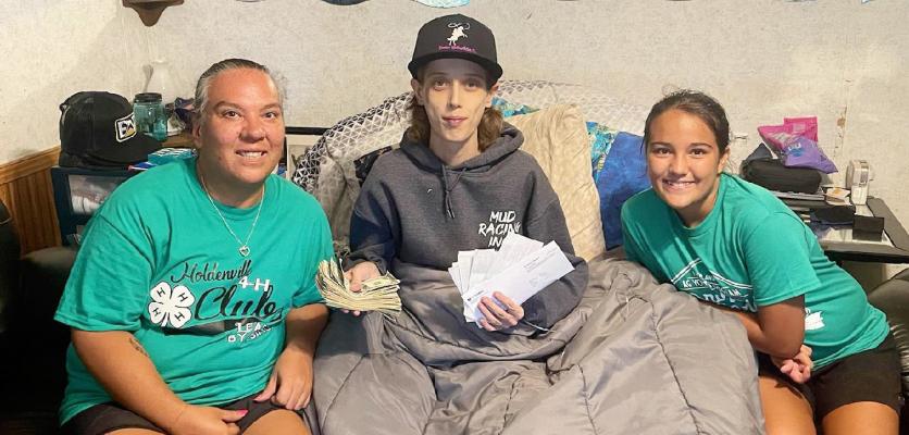 COMMUNITY RALLIES BEHIND HOLDENVILLE MAN
