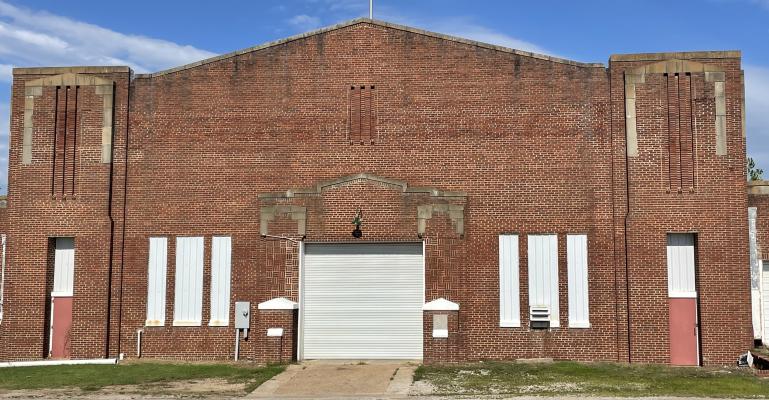 LOCAL NATIONAL GUARD ARMORY OPENS 1940