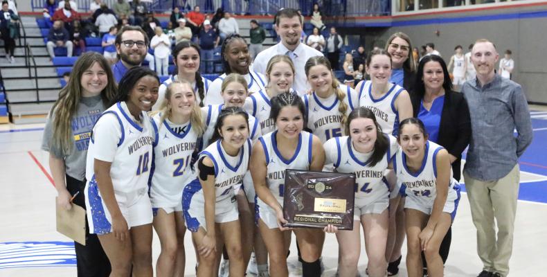 HOLDENVILLE GIRLS REGIONAL CHAMPIONS