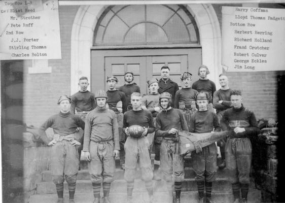 1919 HOLDENVILLE OWLS FOOTBALL TEAM