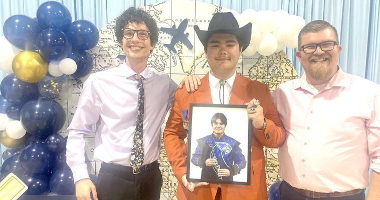 EDMUND BOYLES INDUCTED INTO HOLDENVILLE SCHOOLS FINE ARTS HALL OF FAME