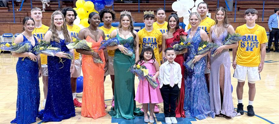 BELLA SMITH CROWNED HHS HOMECOMING QUEEN