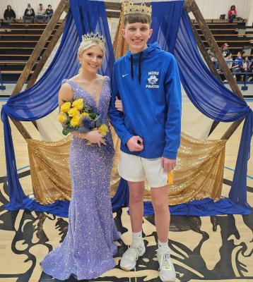 AVA O’KELLEY CROWNED MOSS HOMECOMING QUEEN GRADY MILLS CROWNED KING