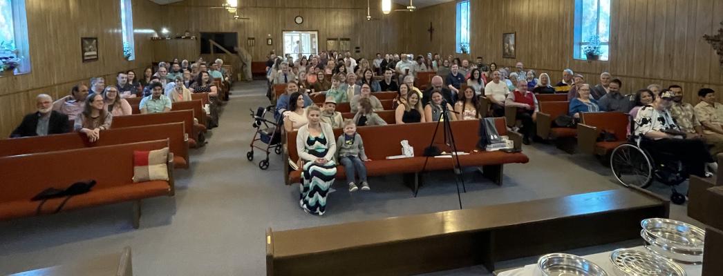 A LARGE CROWD GATHERED FOR EASTER at the Holdenville Church of the Nazarene this past Sunday to celebrate the Resurrection of our Lord, Jesus Christ. We sang, we prayed, we listen to a message on “Easter through the Eyes of the Angels, and we received the Lord’s Supper together. God’s presence was felt in a very real way.