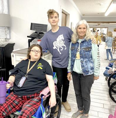 Amy Nix with her son Ruger and her mother June Oliphant