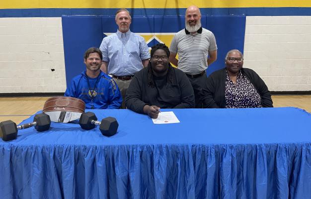 SYDNEY ROBINSON SIGNS LETTER OF INTENT WITH EAST CENTRAL UNIVERSITY