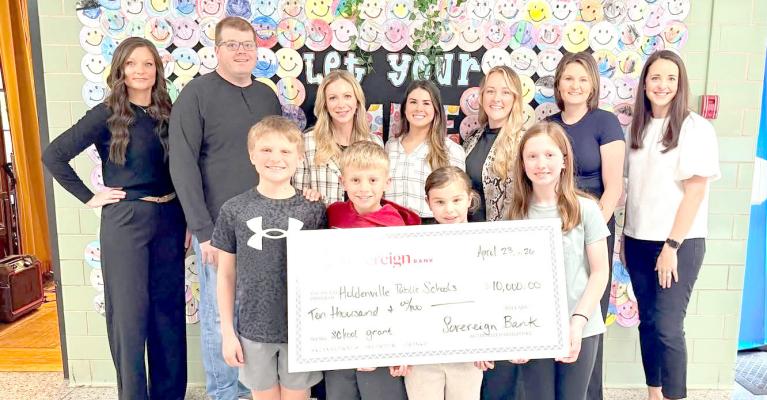 SOVEREIGN BANK AWARDS $17,000 IN EDUCATION GRANTS