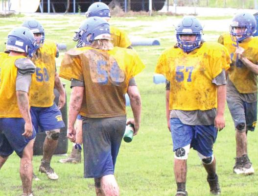 They didn’t melt! The 2021 Holdenville Wolverine football team began their two weeks of Spring workouts in the rain. Holdenville will workout everyday this week in preparation for the 2021 grid iron season.