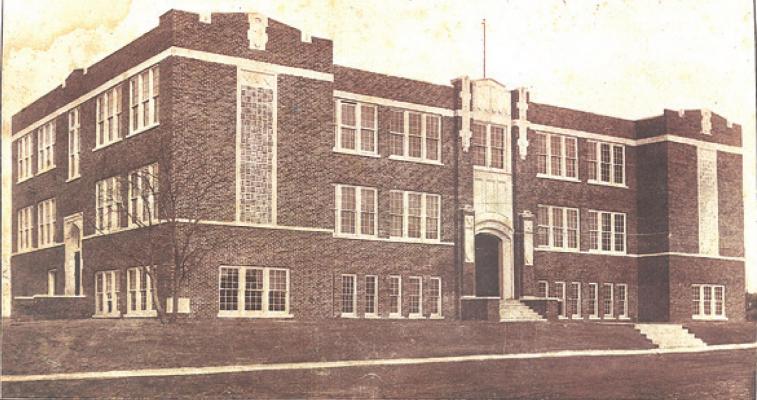 Holdenville High School building prior to the fire of 1930