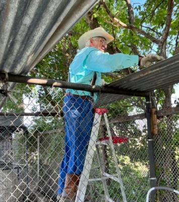 VOLUNTEERS HELP MAKE A DIFFERENCE FOR H.A.L.O.