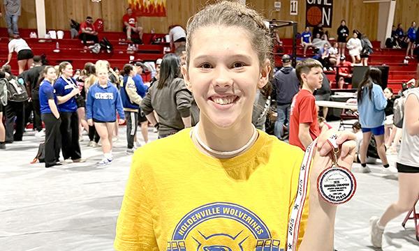 Lainee Yates won the regional runner-up medal in the state powerlifting competition! Lainee competed in the 108 pound division. Yates will compete at state powerlifting competition on Monday.