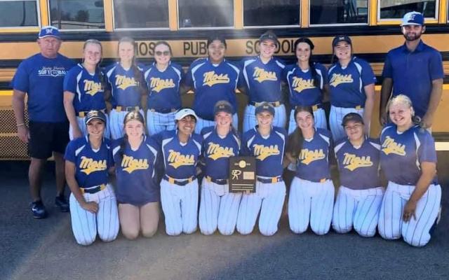MOSS FASTPITCH SOFTBALL DISTRICT CHAMPS: Back Row: Coach Qualls, Graycee Janes, Landri Mills, Sloane Van Haren, Leah Harjochee, Elexis Stafford, Tanna Brown, Laney Moreno, Assistant Coach Brown. Front row: Makaylie Crawford, Chloe Stacy, Joel Factor, Gracie Provence, Ava O’Kelley, Harlee Nolen, Gracelyn Wulf, and Tresley Dennie,
