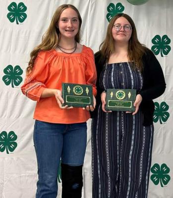 Genna Haney (left) of Stuart 4-H and Reiley Gerard of Calvin 4-H