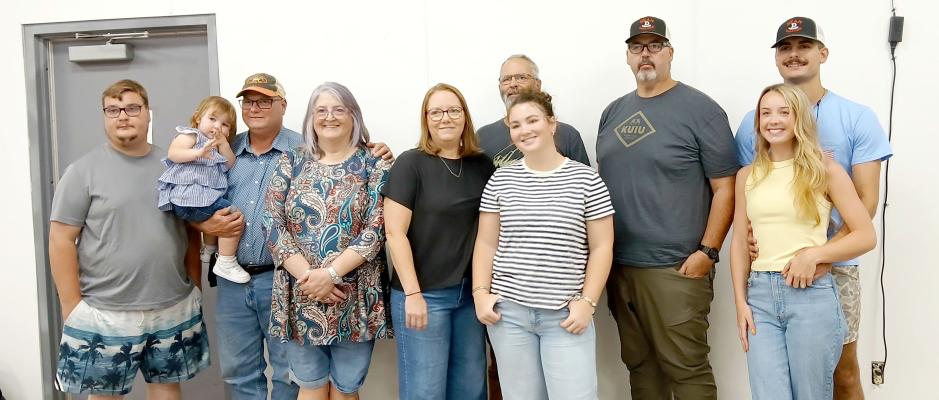PETE DEAN FAMILY—(left to right) Jake Rutland, EmmaLynn Rutland, Randy and Paige Rutland, Erica, David (Tiger) and Jensen Dean, Britt Dean, Cade and Emma Dean.