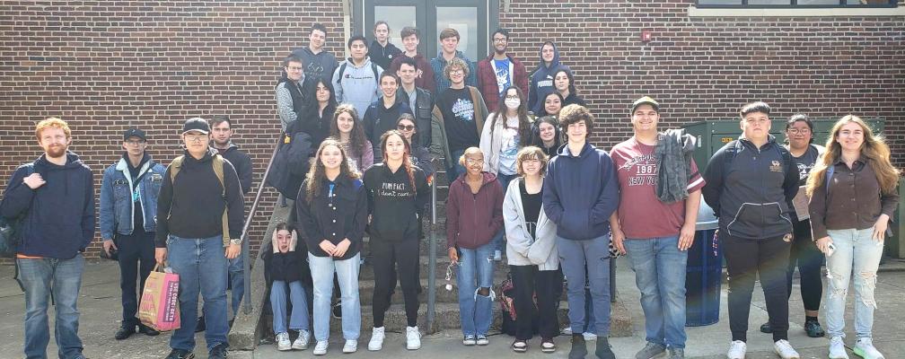 SEVERAL TOP PLACE FINISHES FOR HOLDENVILLE SCHOLASTIC TEAM AT RECENT MEET