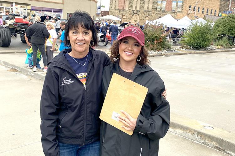 Tonja Weaver and Alyssa Swadley