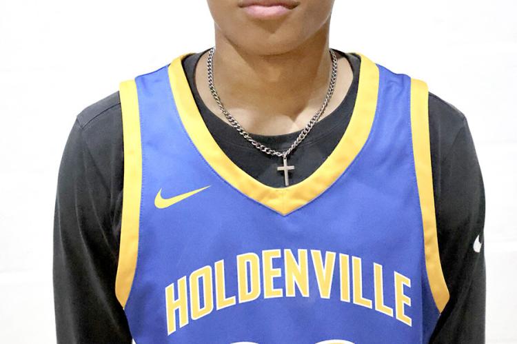 Matthyus Bruner is the Holdenville News Scholar Athlete of the Week. Matthyus is an Honor Roll Student and participate in multiple sports at Holdenville High School.