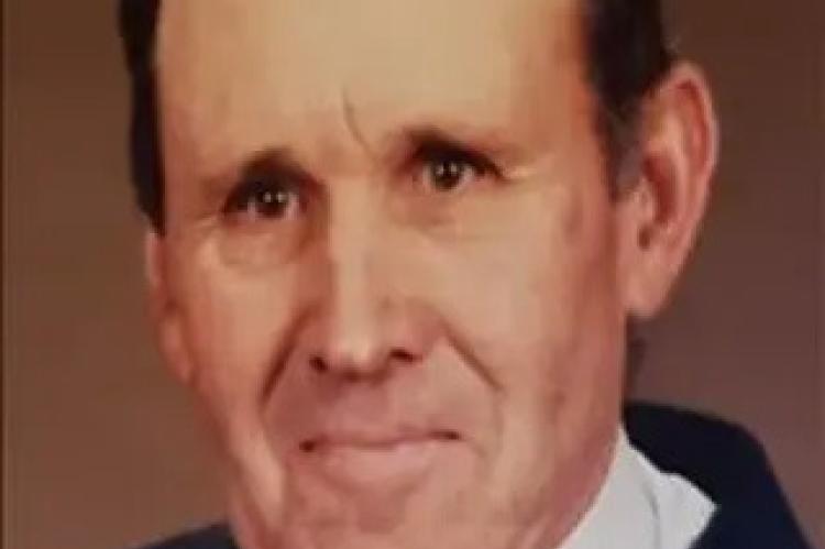 Our sympathy is extended to the family of Herbert (Hub) Lee Sneed