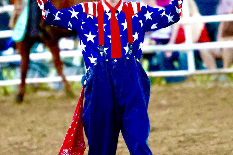 Big Hat Roxy was a feature entertainer at the Holdenville Round-Up Club Rodeo. Roxy is just 16 and is an emerging talent in his field. There’s always some pauses in the arena while the action moves from one event to another and Roxy made those pauses seem short with his jokes and routines.