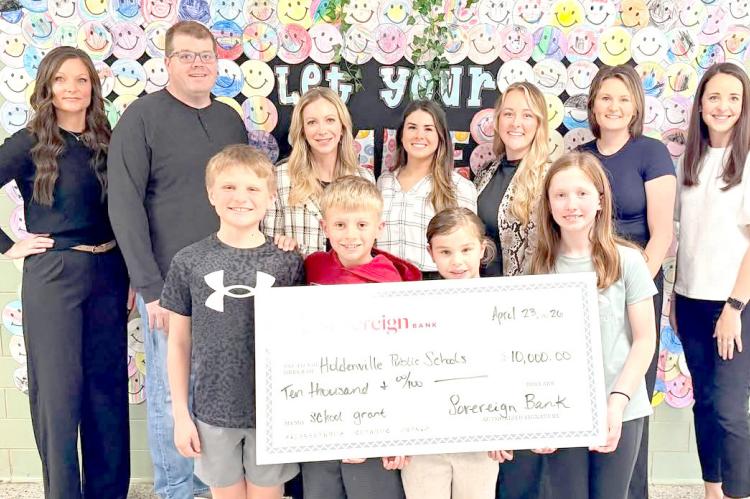 SOVEREIGN BANK AWARDS $17,000 IN EDUCATION GRANTS