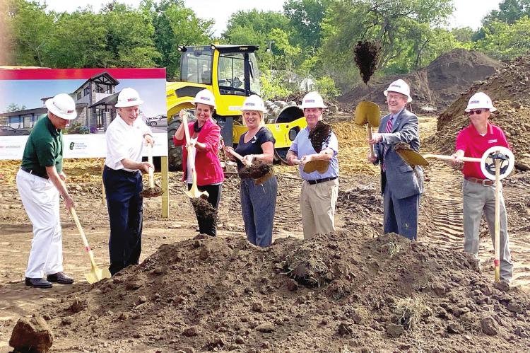SSB officials break ground for new bank