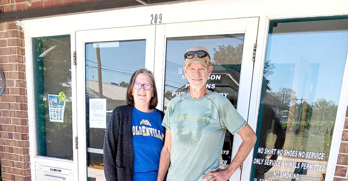 HOLDENVILLE LIBRARY HAS NEW DOORS INSTALLED... Holdenville Librarian Kim Shed has been making major improvements to the local library. She has secured several thousand dollars in grants which have been used for everything from new computers to new sidewalks, and now a brand new set of automatic doors. Thank you Kim for all you do for this community!